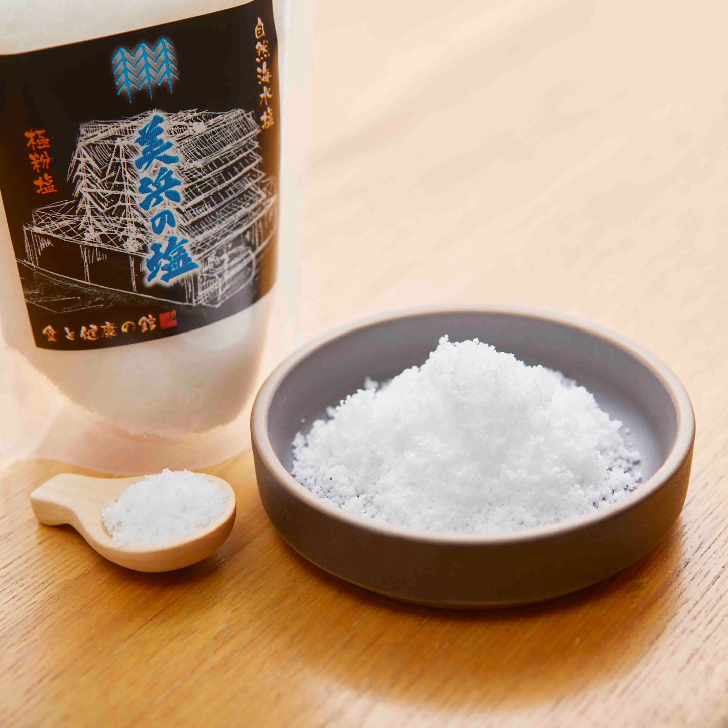 愛知県知多半島の天然塩「美浜の塩」50g - 食と健康の館